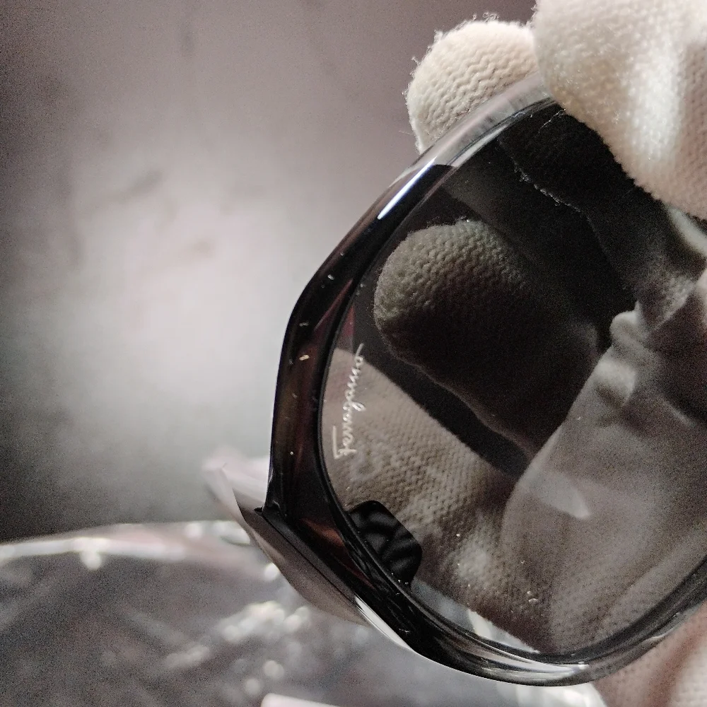 Salvatore Ferragamo SF943S 60mm Sunglasses Black - Picture 7 of 15